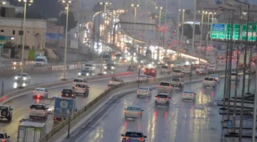 توقعات بطقس غير مستقر على 6 مناطق اليوم.. أمطار رعدية وغبار
