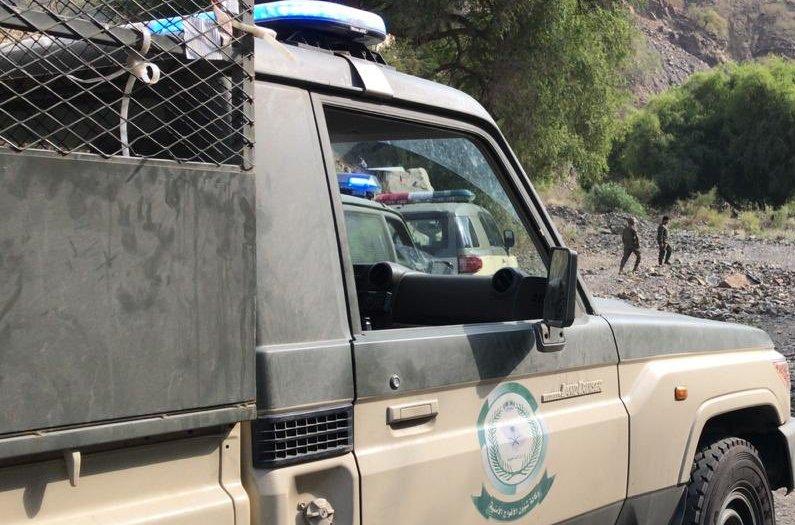 الأفواج الأمنية تحبط تهريب 52 كيلو قات في عسير