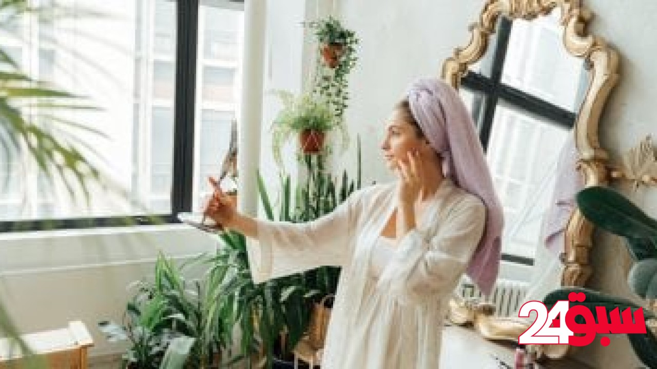 الموجة الحارة تصل ذروتها اليوم.. 4 طرق طبيعية لحماية جمالك من تأثير الحر – سبق 24