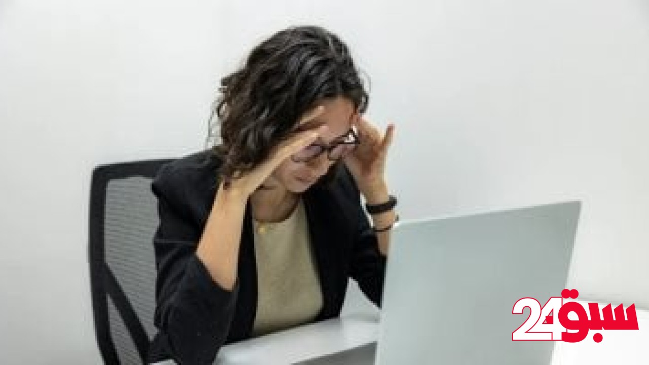 8 علامات على إنك محتاج إجازة من الشغل.. الحق نفسك قبل ما تفقد الشغف – سبق 24