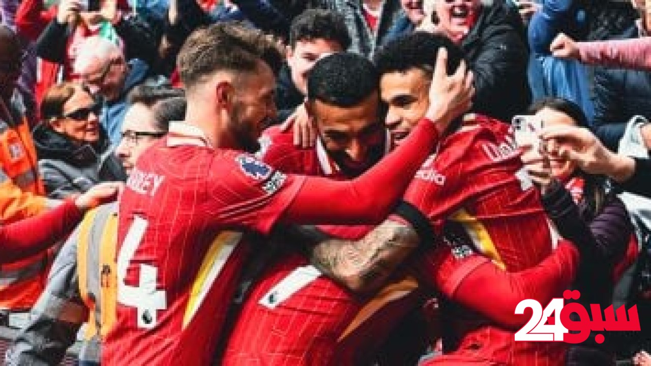 ليفربول يتحرك لضم لاعب بورنموث لخلافة روبرتسون – سبق 24