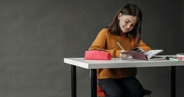 6 حاجات لازم تتوفر في أوضة المذاكرة عشان تعزز التركيز وتحسن المزاج – سبق 24