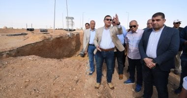 وزير الإسكان يستكمل جولته اليوم بتفقد محاور وطرق مدينة الشروق – سبق 24