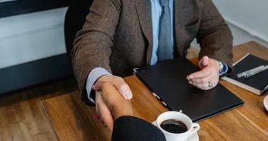 عيد العمال.. إزاى تطلب إجازة من مديرك وتضمن موافقته؟ – سبق 24