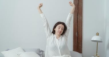 7 فوائد للاستيقاظ مبكرًا بشكل يومى.. أهمها الحفاظ على صحة البشرة – سبق 24