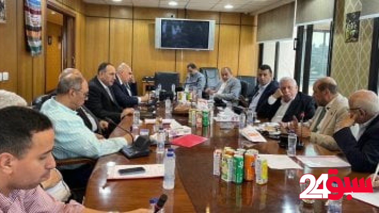 غرفة الصناعات النسيجية تبحث تحديات التراخيص ورسوم الصيانة – سبق 24