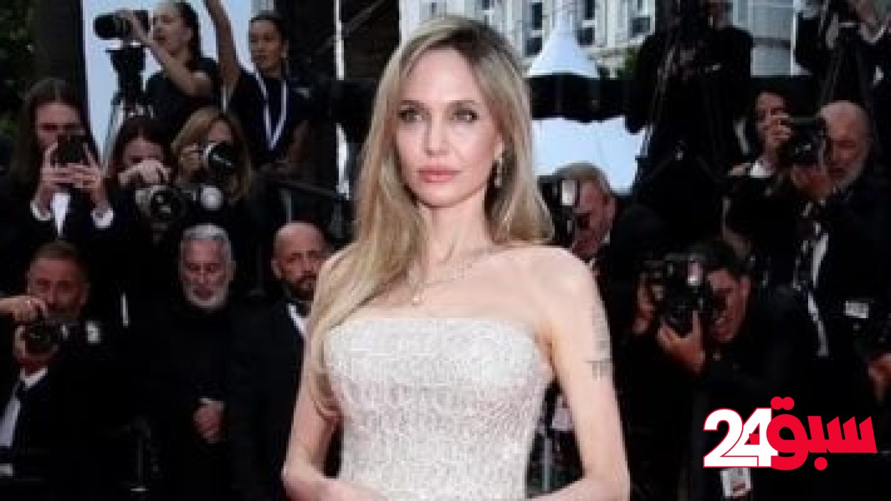 تفاصيل إطلالة أنجلينا جولي وإيما ستون بمهرجان كان السينمائى.. صور – سبق 24