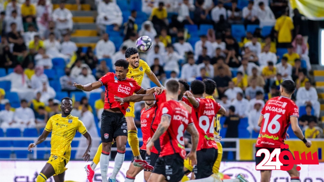 مدرب الرائد يستبعد ثنائي الفريق من مباراة الهلال