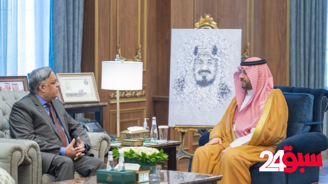 أمير الحدود الشمالية يستقبل سفير الهند لدى المملكة