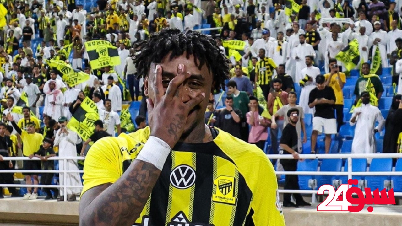 مدرب هولندا يعلق على أداء بيرغوين مع الاتحاد