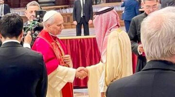 وزير الخارجية يرأس وفد المملكة في مراسم تنصيب بابا الفاتيكان الجديد