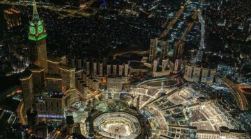 الداخلية تصدر قرارات إدارية بحق 17 شخصًا لنقلهم 61 مخالفًا لا يحملون تصاريح الحج