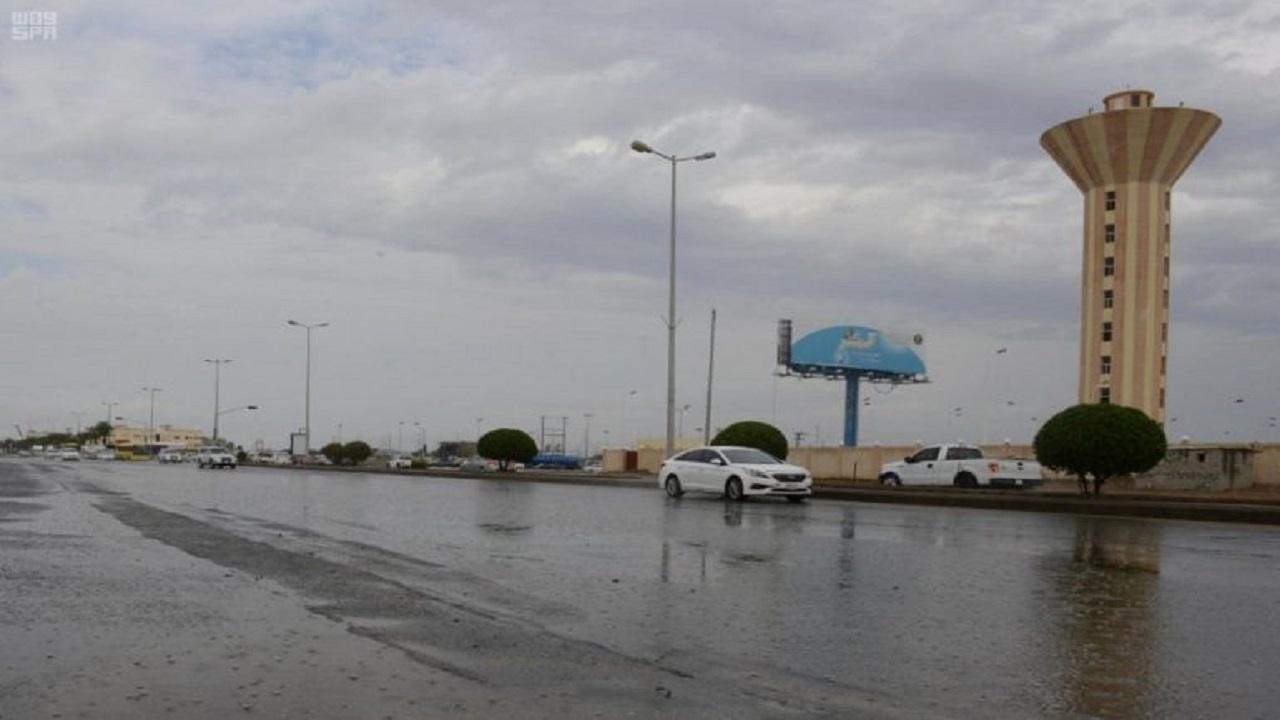 أمطار غزيرة على منطقة جازان حتى الثامنة مساء