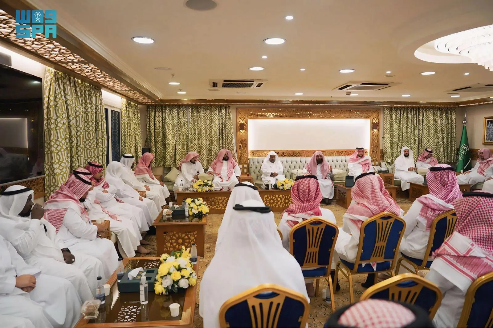 إطلاق الإثرائي الميداني بعدة لغات لإيصال رسالة الحج الوسطية للعالم